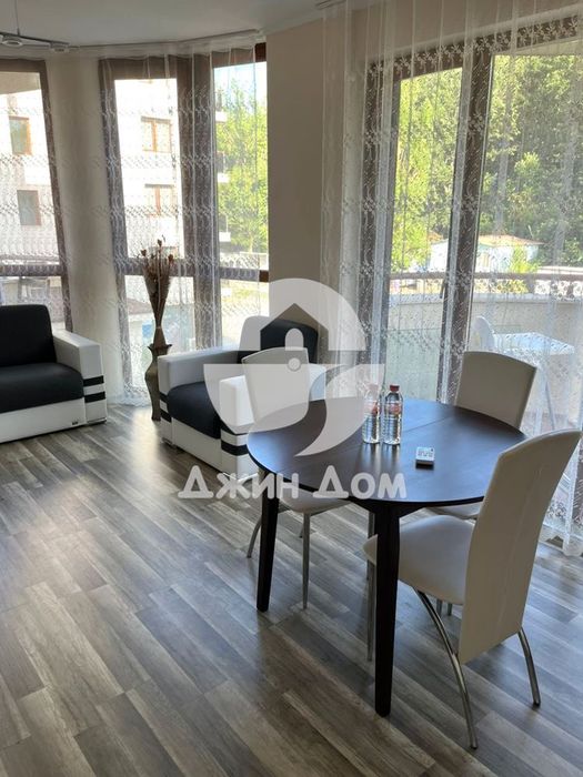 Продава се Тристаен апартамент в с. Шкорпиловци, Област Варна - 90 кв.м за 1328 €/кв.м - Снимка #3