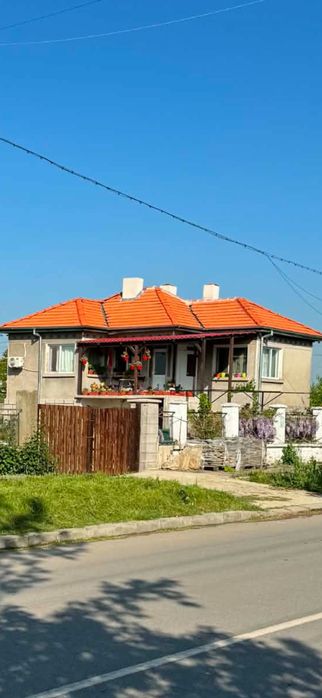 Къща гр.Стралджа обл.Ямбол