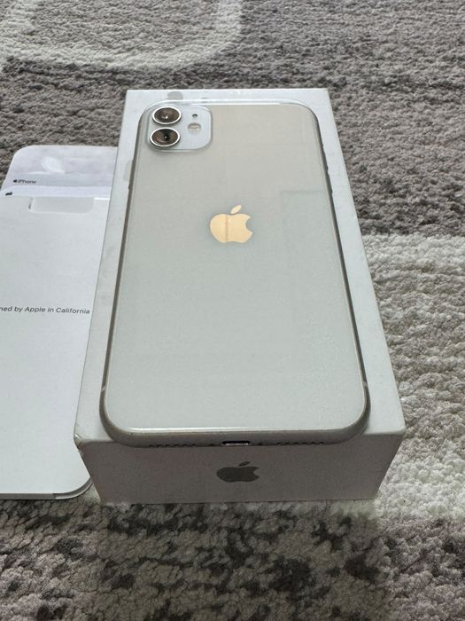 Iphone 11  128gb 80 акб