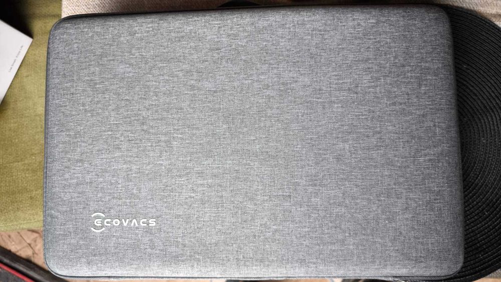Ecovacs Robot pentru curățat geamuri