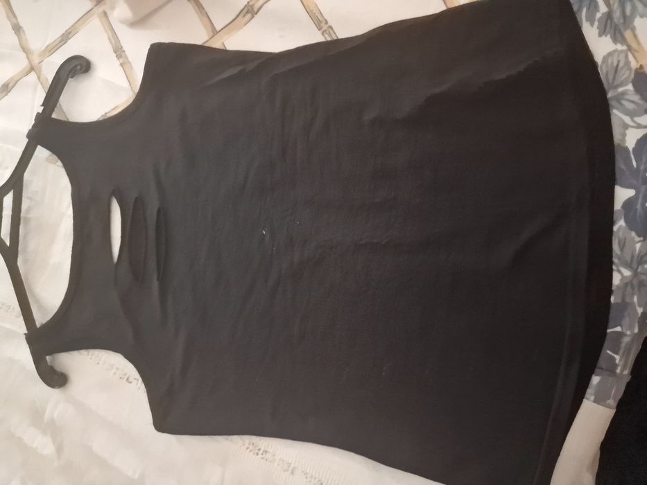 Bluză damă top în stare foarte bună măsura umeri 42 lg 62 cm