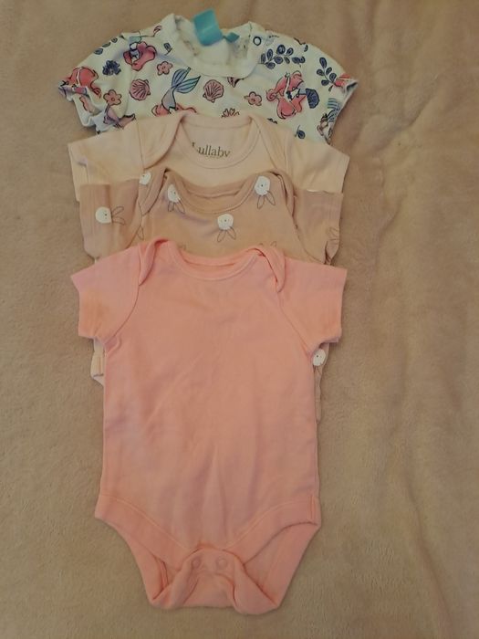 Нови бебешки бодита Англия