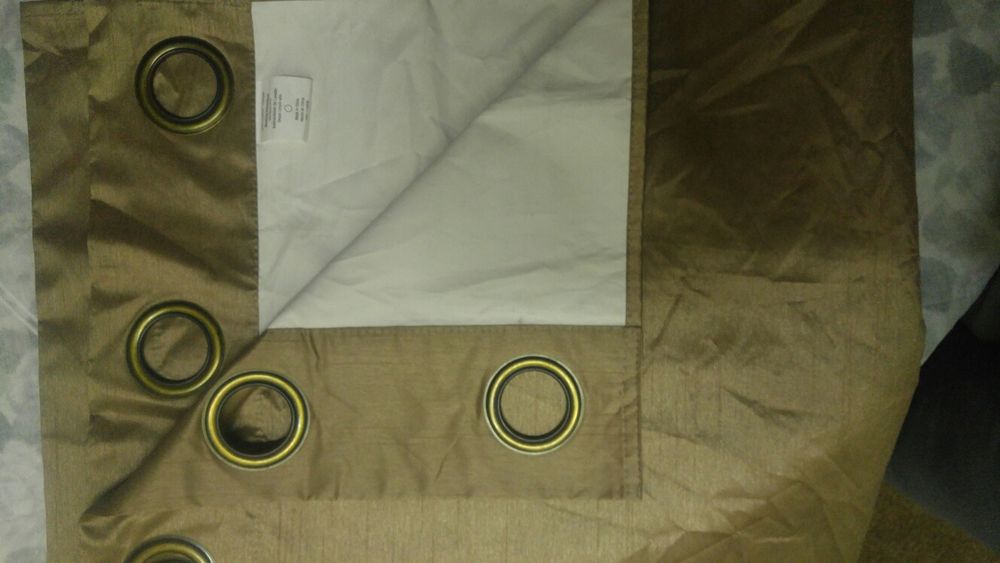 Аристократични пердета в разкошни цветове с метални отблясъци