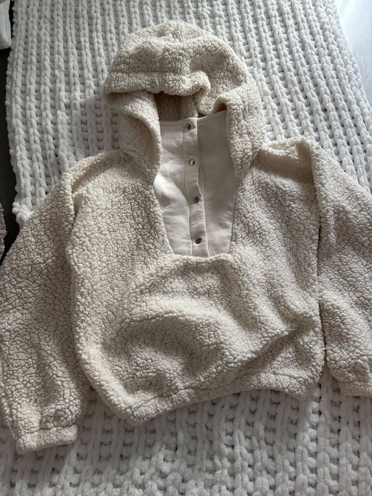 Дрехи:zara,pause,u.s polo,bless