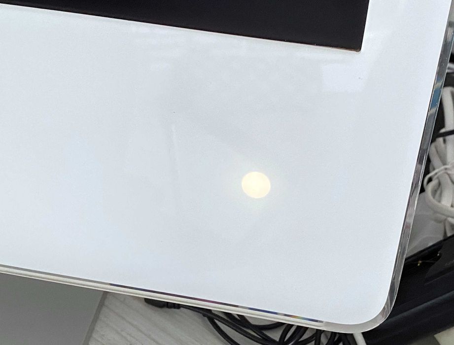 Apple iMac A1208 din 2006 - nu afiseaza - complet