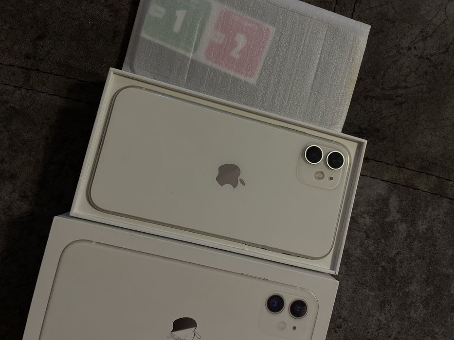 iPhone 11 white 64 ГБ