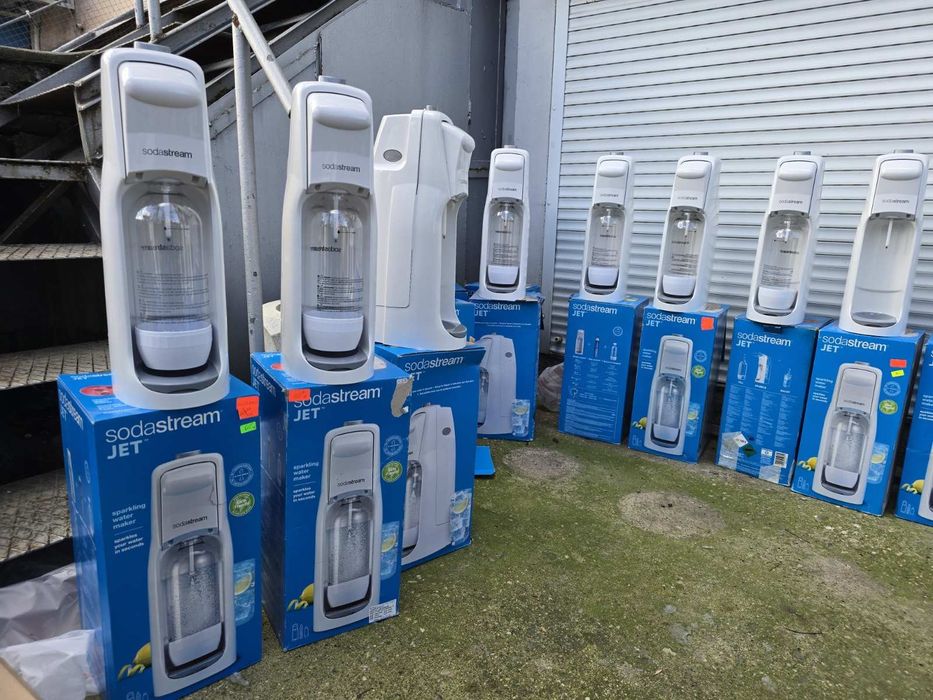 Машина за газирана вода "sodastream'