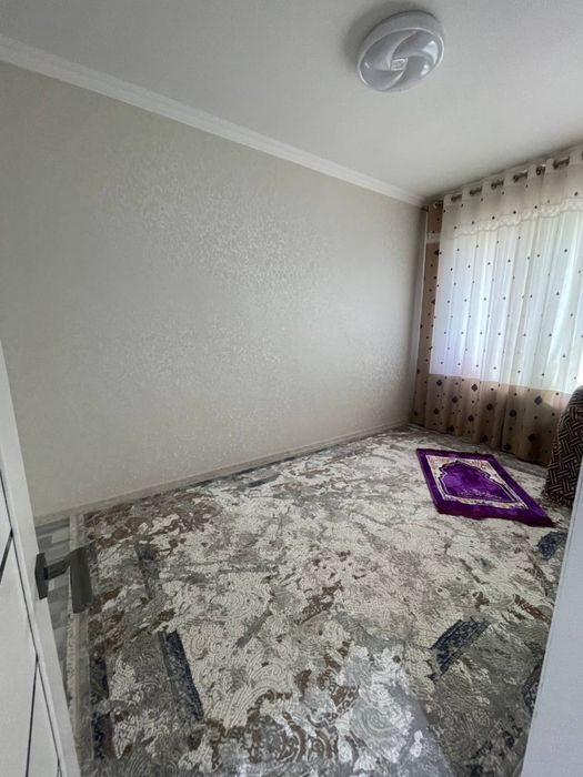 Шаҳар хокимияти орқасида 4 хонали квартира сотилади