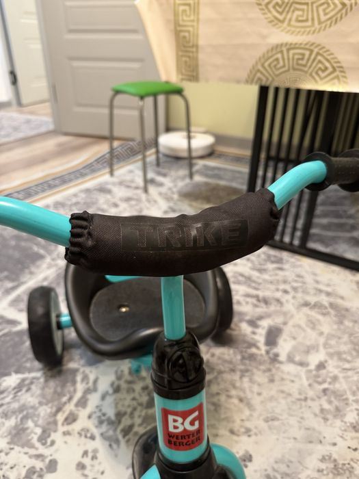 Продам детский трехколесный велосипед