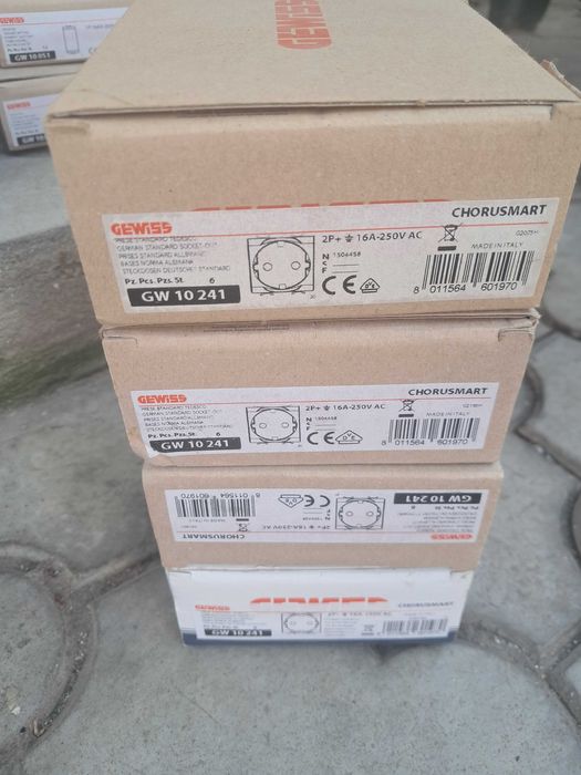Vând aparataj electric Gewiss Corus