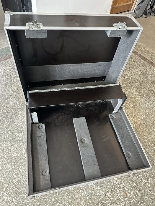 Case pentru mixer digital Behringer X32