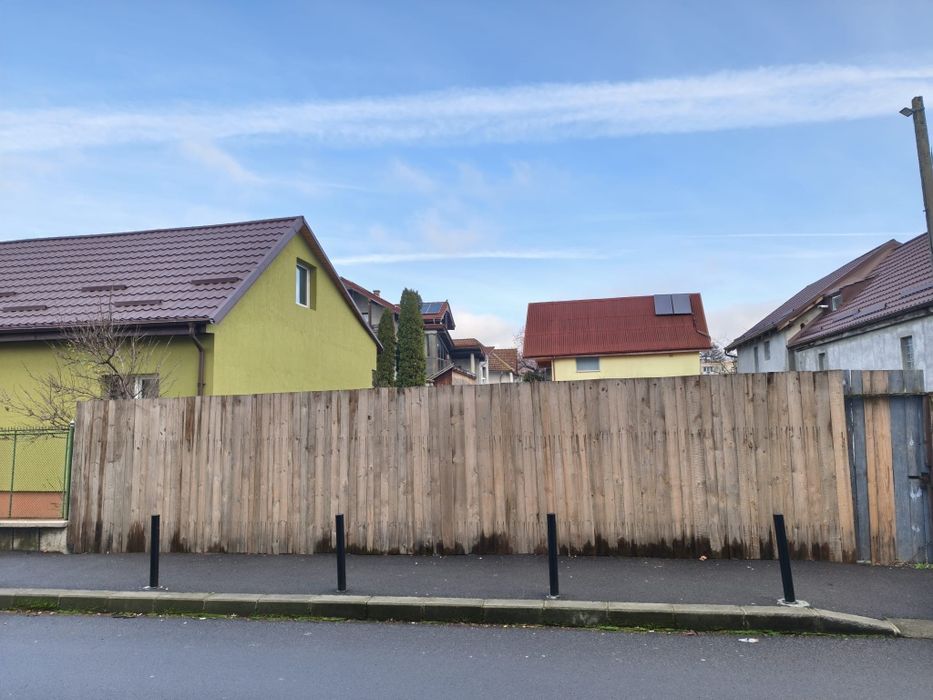 Vând Teren pentru Casă mare sau DUPLEX, în Zona 1 str. Aurora