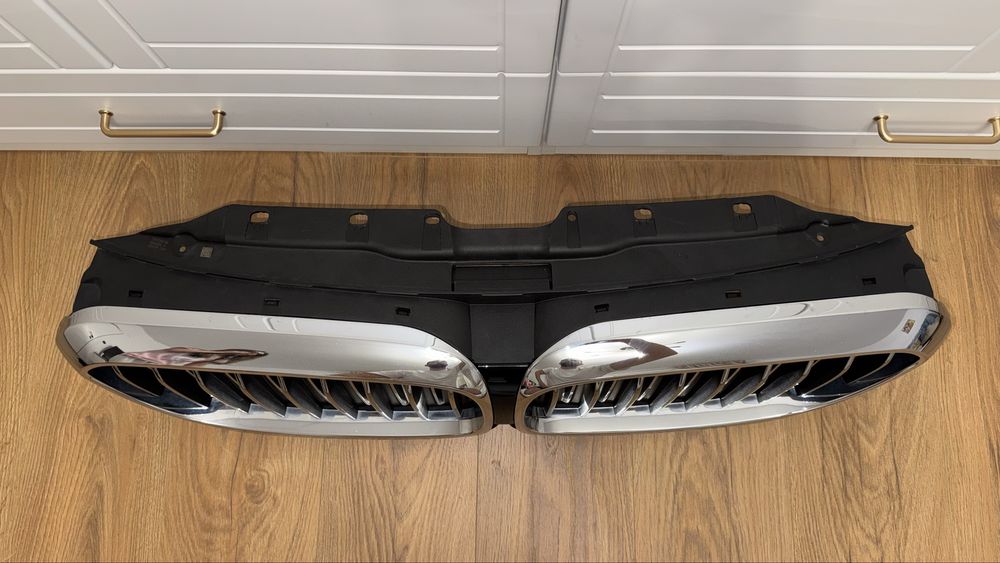 Grila activa/Clapete aer superioare luxury line Bmw G 30