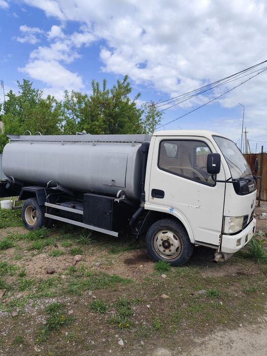Бензовоз dongfeng