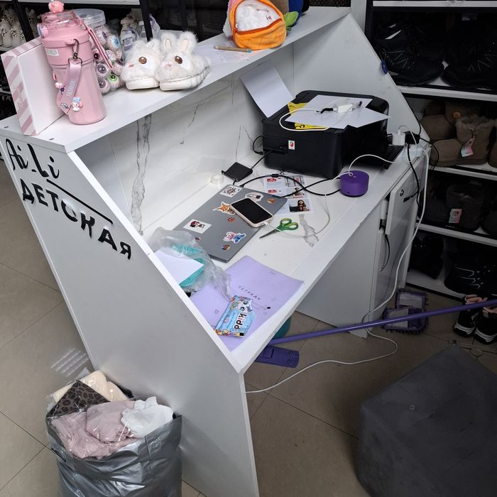 Ресепшен для магаина состояние норм