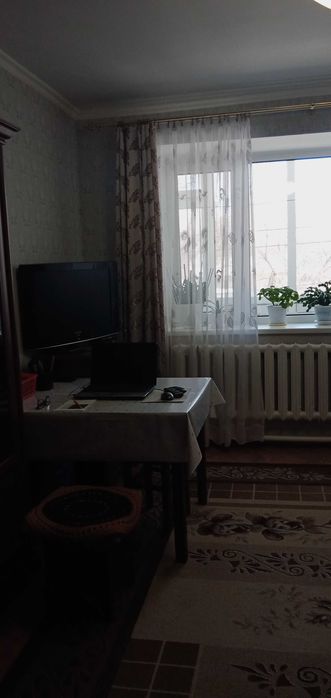 Продам  2-х комн. квартиру с ремонтом