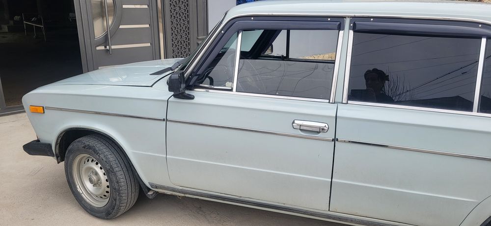 Жигули сотилади.