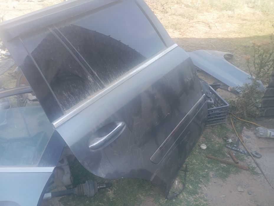 Мерседес GL  2010 год запчасти