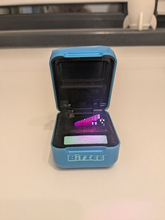 Jucărie interactivă Bitzee Magicals (Spin Master) – Animăluț digital 3D