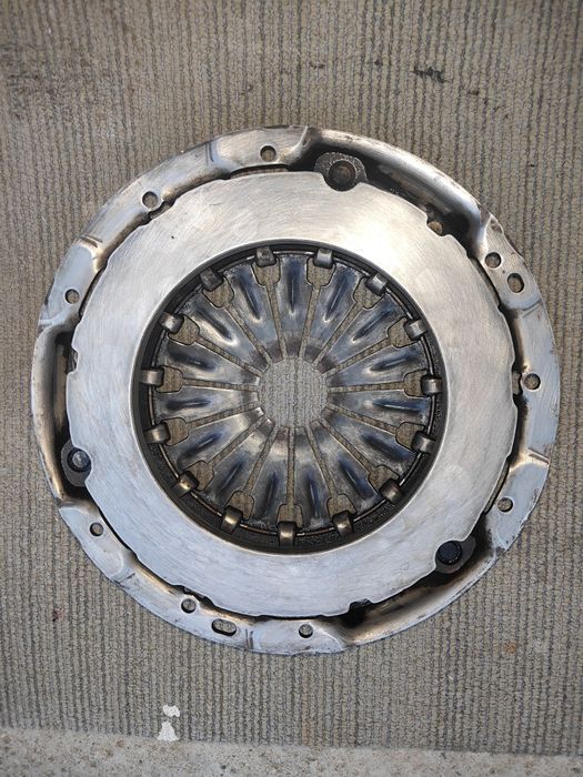 Vând volanta Suzuki Grand Vitara 2007