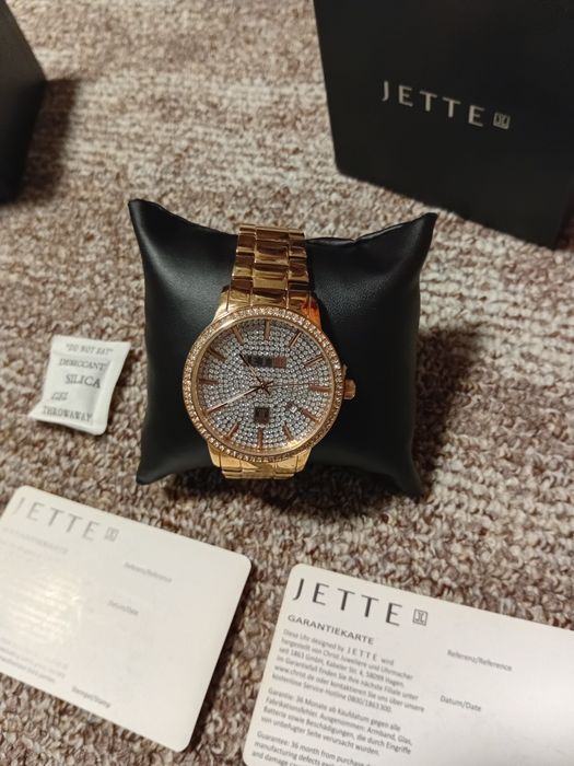 Ceas damă  elegant. Nou