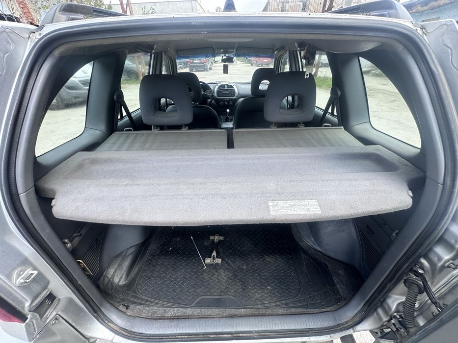 Тойота Рав4 2.0д 116к на части!