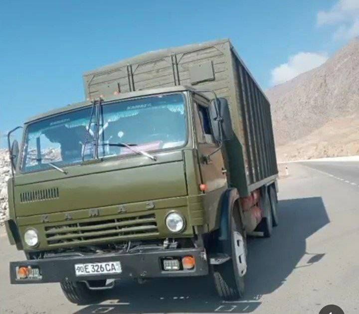 Kamaz sotiladi Balonlari yangi 80% Reduktor 49 Balonlari bez kamer