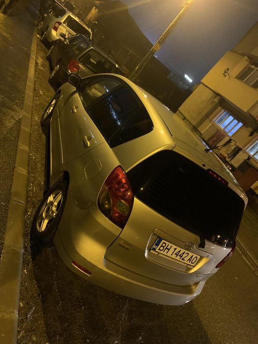 TOYOTA Avensis 2004 — imagine 2