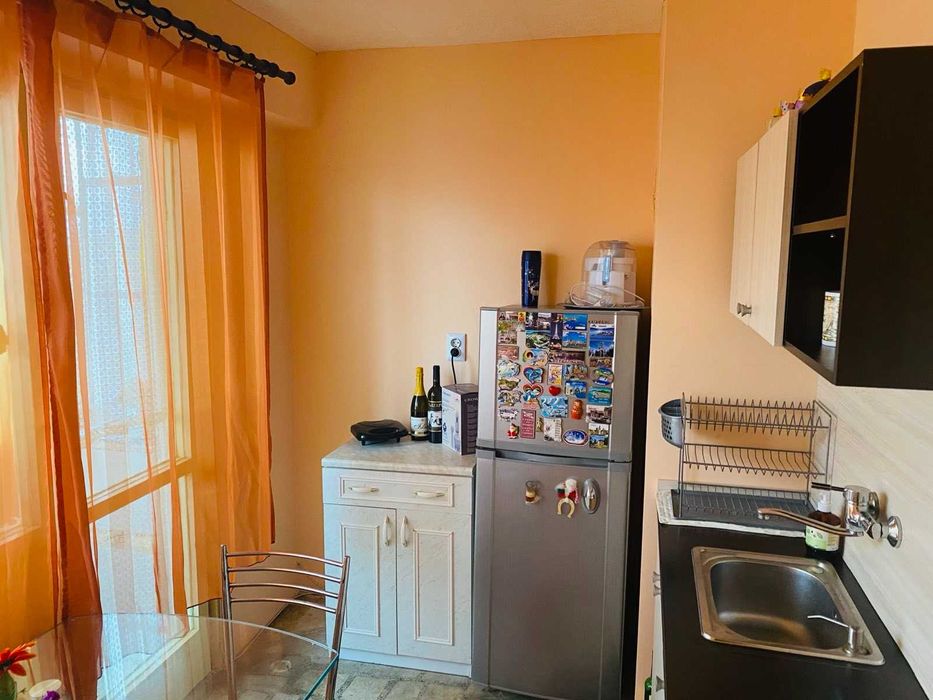 Дава се под наем Двустаен апартамент в Шумен, Тракия - 62 кв.м за 229.5 € - Снимка #3