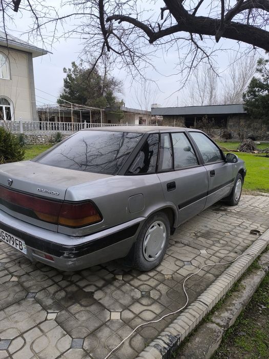 Эсреро Daewoo машина