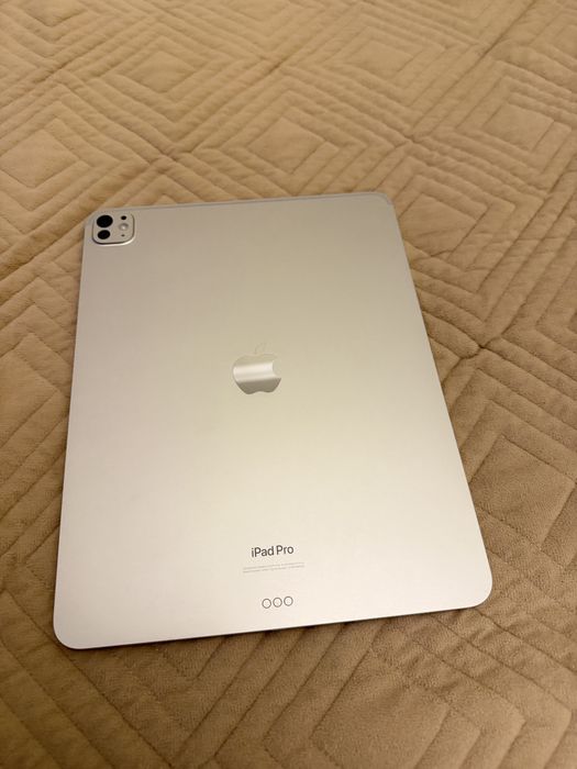 Ipad 13 pro 256 gb на чипе m4