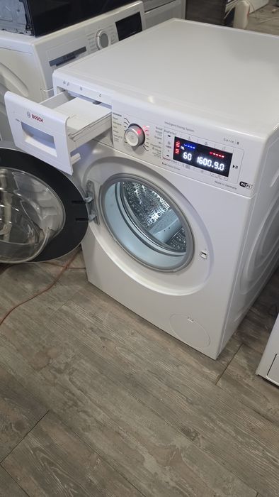 Пералня Bosch series 8, 9kg, wi-fi, auto dos