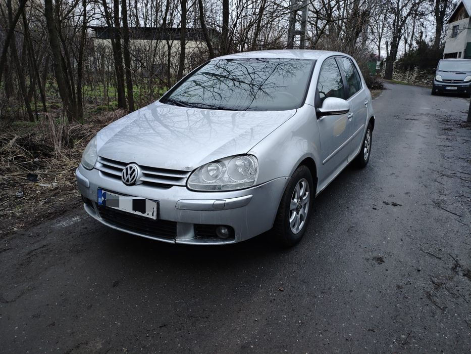 Volkswagen Golf 5 Benzina