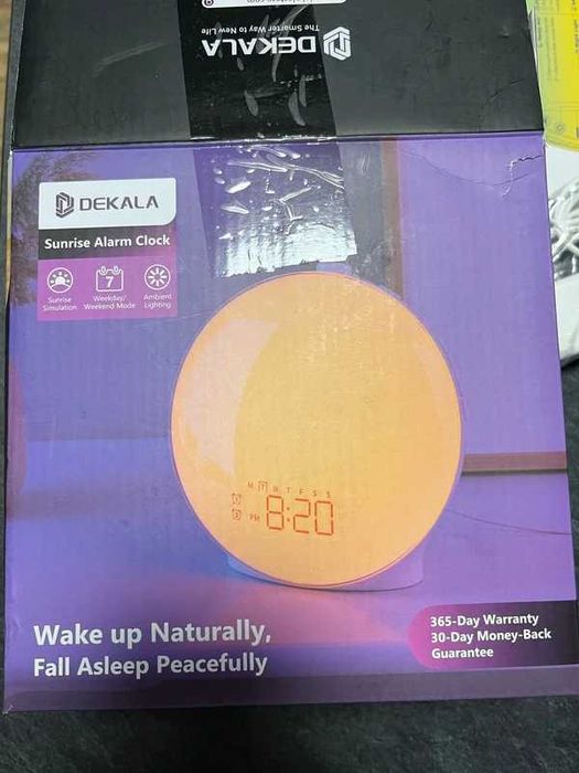 Ceas Deșteptător Inteligent Dekala – Alarmă cu Lumină (Wake-Up Light) și Radio FM