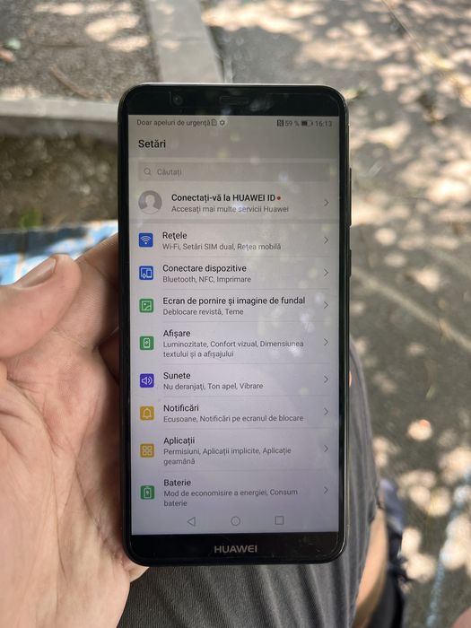 Vând Huawei P Smart, în stare impecabilă, foarte bine întreținut.