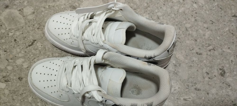 Кроссовки унисекс Nike air force 41 размер