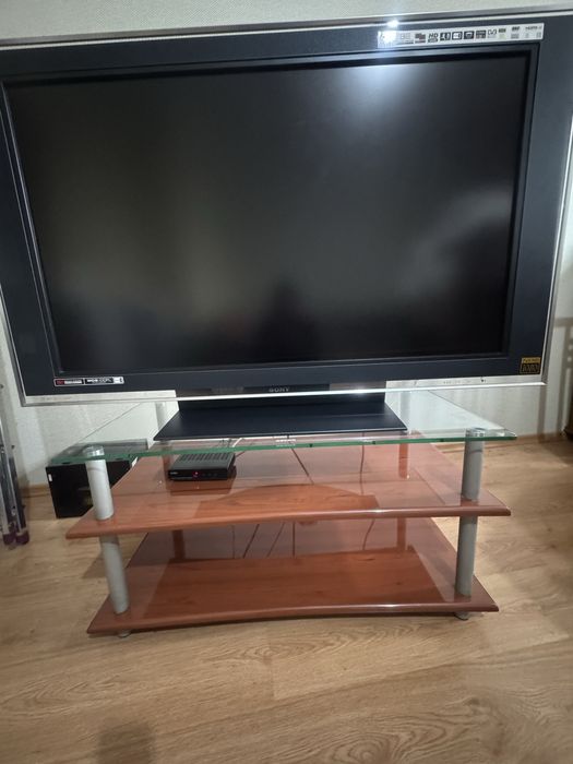 Тумба под телевизор . Европа .