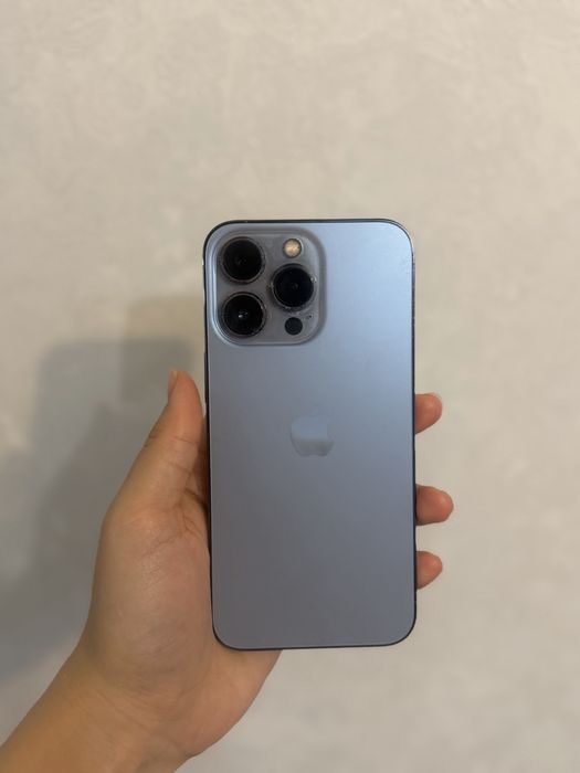 Продам айфон 13 про 256  в идеальном состояние