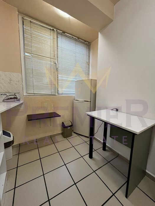Дава се под наем Двустаен апартамент в Варна, Общината - 55 кв.м за 348.84 € - Снимка #2