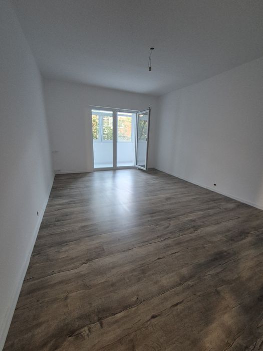 Apartament 2 camere de vanzare Rahova