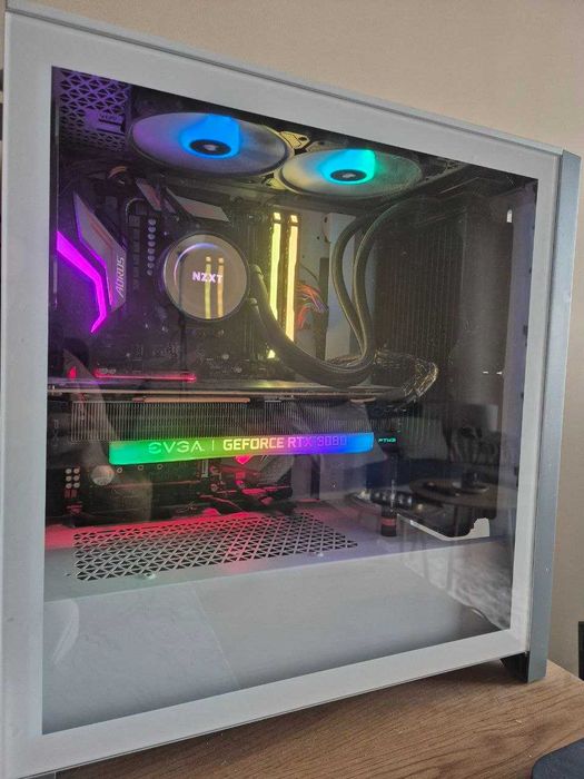Геймърски компютър – RTX 3080 EVGA FTW3 Ultra, Ryzen 7 3700X, 32GB RGB