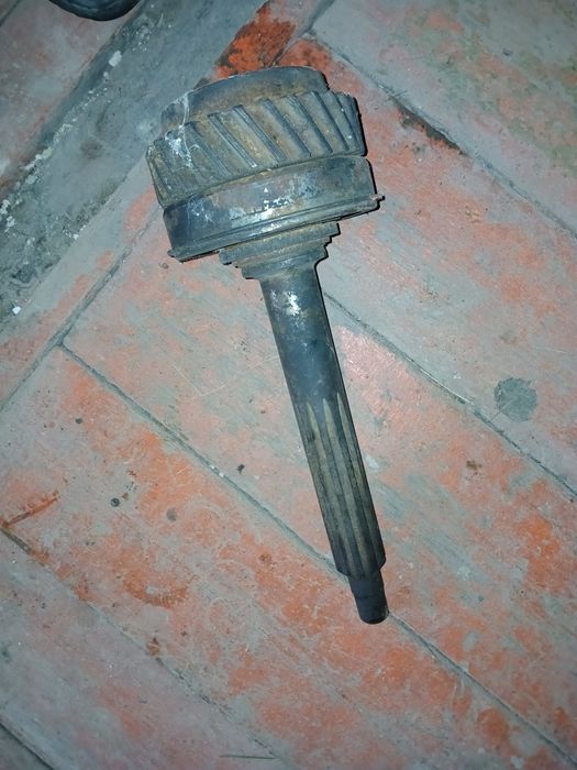 Вал первичный КПП  Маз