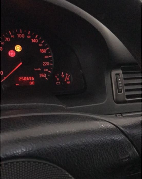 Audi A6 C5,2,4 avtomat