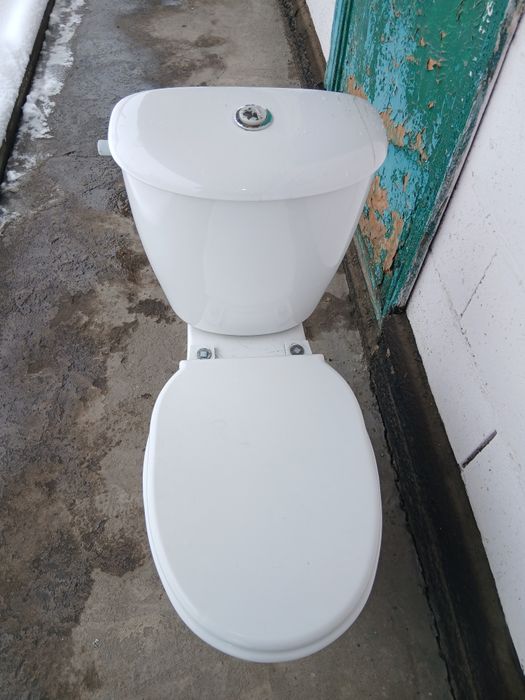 Унитаз, б/у Продам срочно