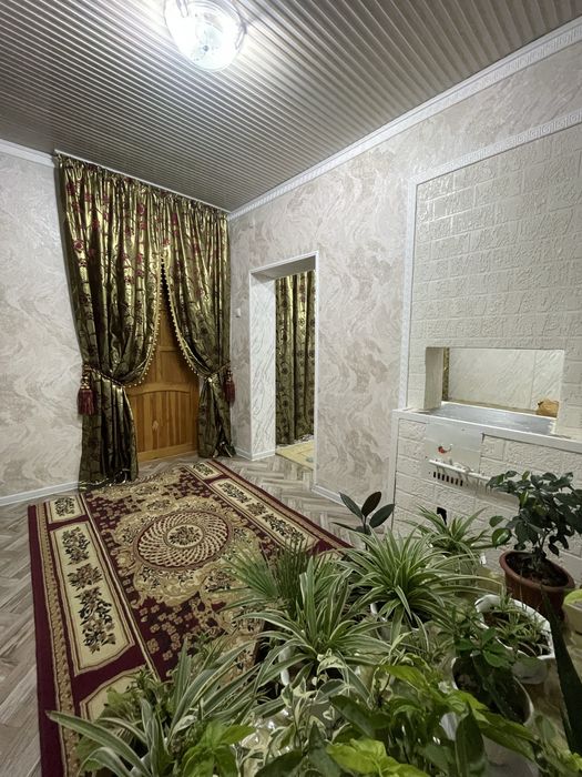 Квартира студентларга! Физкультурный универститетга жуда якин.