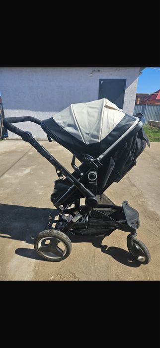 Продам коляску 10 000