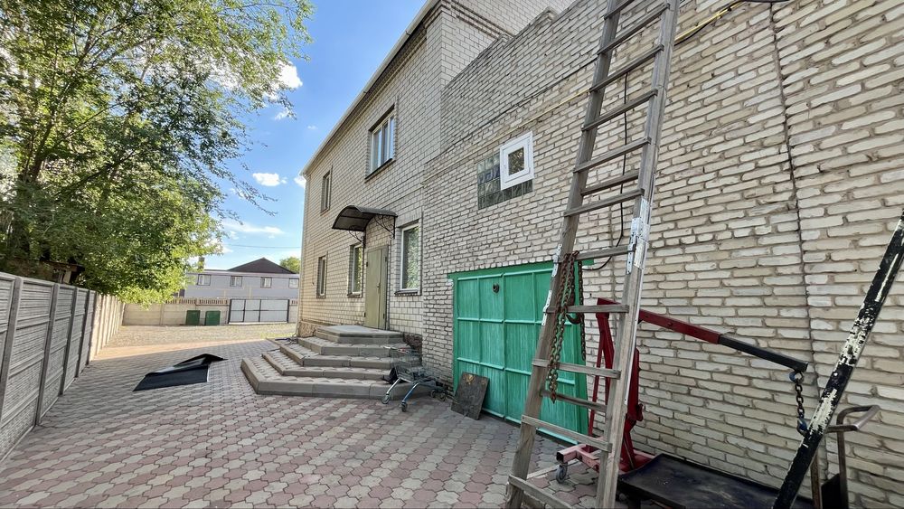 Продантся 4-х комнатный дом район Орбита Ю-В