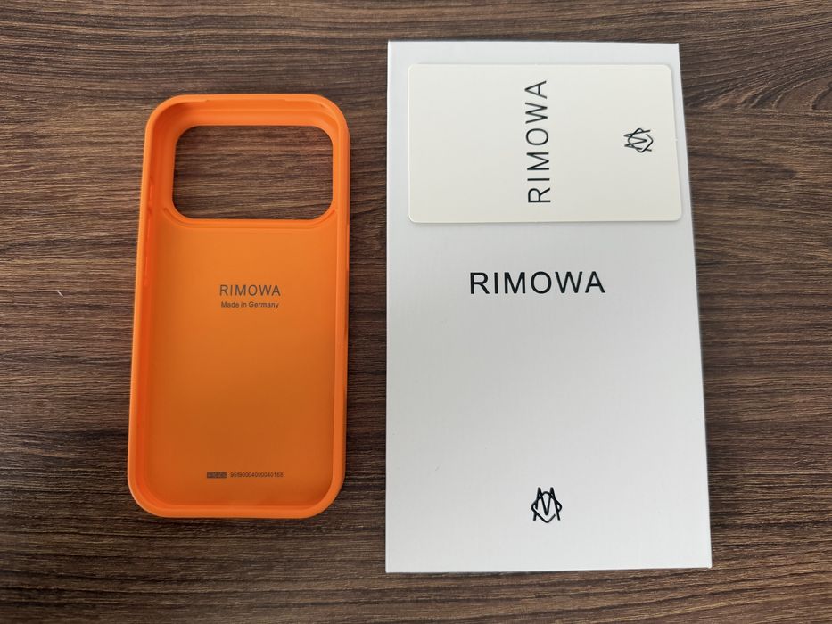 Rimowa iPhone 17 Pro Husa Metalica Cosmic Orange Portocalie