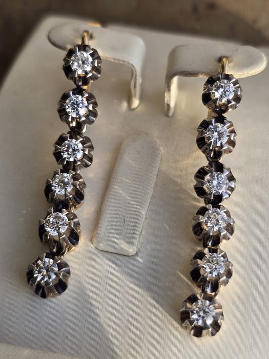 Золотые сережки.