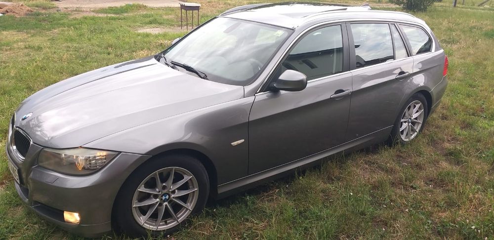 BMW Seria 3 -2011 Proprietar- Distribuție noua